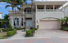 Villa – Hollywood, Floride, Etats-Unis. $1,875,000