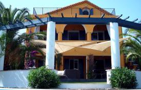 Villa – Bandol, Côte d'Azur, France. 4,800 € par semaine