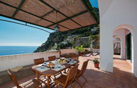 3 pièces villa 125 m² à Positano, Italie. 4,700 € par semaine