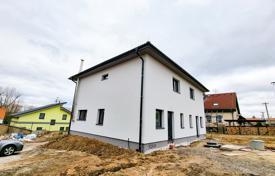 Maison en ville – Bohême centrale, République Tchèque. 360,000 €