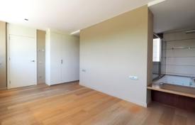 Maison en ville 512 m² à Barcelone, Espagne. 350,000 €