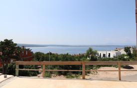 4 pièces appartement dans un nouvel immeuble 250 m² à Crikvenica, Croatie. 660,000 €