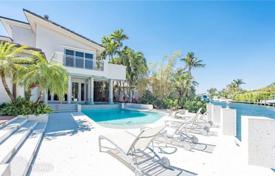 Villa – Fort Lauderdale, Floride, Etats-Unis. 2,713,000 €