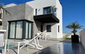 3 pièces villa 175 m² à Torrevieja, Espagne. 500,000 €