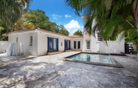 Villa – Key Biscayne, Floride, Etats-Unis. $2,600,000