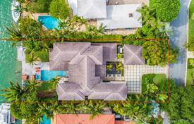 Villa – Miami, Floride, Etats-Unis. $6,995,000