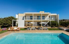 Villa – Ibiza, Îles Baléares, Espagne. 5,300 € par semaine