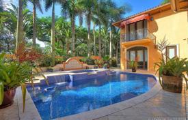 Villa – Miami, Floride, Etats-Unis. $3,099,000