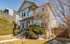 4 pièces maison en ville à Old Toronto, Canada. C$1,838,000