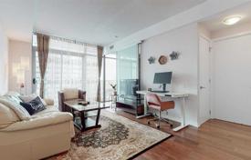 Appartement – The Queensway, Toronto, Ontario,  Canada. C$872,000