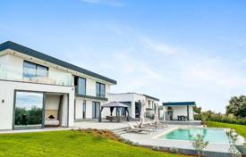 5 pièces villa 306 m² en Comté d'Istrie, Croatie. 1,250,000 €