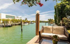 Villa – Miami Beach, Floride, Etats-Unis. $5,900,000