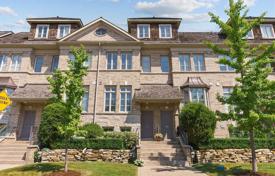 Maison mitoyenne – Etobicoke, Toronto, Ontario,  Canada. C$1,204,000