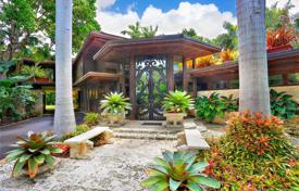 Villa – Miami, Floride, Etats-Unis. $3,997,000