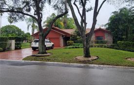 Maison en ville – Coral Springs, Floride, Etats-Unis. $699,000