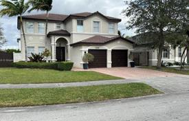 Maison en ville – West End, Miami, Floride,  Etats-Unis. $985,000