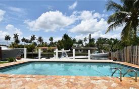 Villa – Fort Lauderdale, Floride, Etats-Unis. $1,185,000