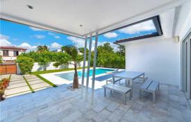 6 pièces villa 235 m² à Miami Beach, Etats-Unis. $2,489,000