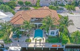 Villa – Fort Lauderdale, Floride, Etats-Unis. $2,399,000