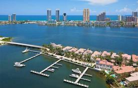 8 pièces villa 769 m² en Miami, Etats-Unis. 6,456,000 €