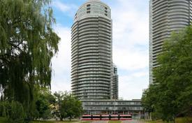 2 pièces appartement à Lake Shore Boulevard West, Canada. C$684,000