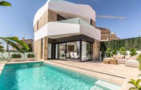 3 pièces villa 229 m² à Torrevieja, Espagne. 499,000 €