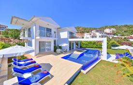 Villa – Kash, Antalya, Turquie. $4,450 par semaine