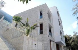 3 pièces villa 940 m² à Kotor (ville), Monténégro. 1,500,000 €