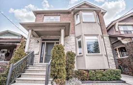 5 pièces maison en ville à Old Toronto, Canada. C$2,047,000