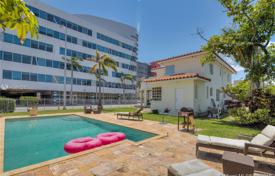 5 pièces villa 236 m² à Miami Beach, Etats-Unis. $1,950,000