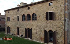 Villa – Montalcino, Toscane, Italie. 1,950,000 €