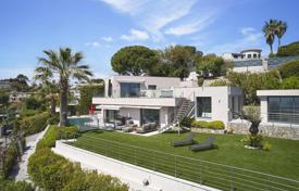 Villa – Cannes, Côte d'Azur, France. Price on request
