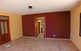 3 pièces villa 360 m² à Oroklini, Chypre. 395,000 €