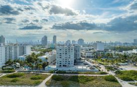 Copropriété – Ocean Drive, Miami Beach, Floride,  Etats-Unis. $420,000