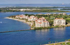 Appartement – Fisher Island Drive, Miami Beach, Floride,  Etats-Unis. $935,000