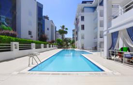 Appartement Meublé à 1 Km de la Plage de Konyaalti à Antalya. $111,000