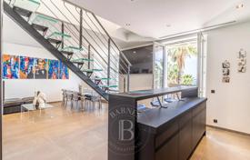 5 pièces appartement à Cannes, France. Price on request