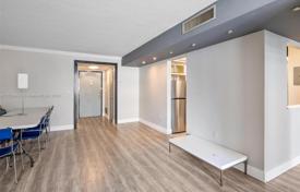 1 pièces appartement en copropriété 98 m² à Hallandale Beach, Etats-Unis. $330,000