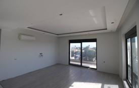 Appartements Spacieux Dans un Projet avec Piscine à Altıntaş Antalya. $178,000