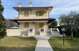Villa – Forte dei Marmi, Toscane, Italie. 2,500,000 €