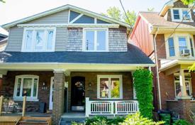 Maison mitoyenne – East York, Toronto, Ontario,  Canada. C$1,262,000