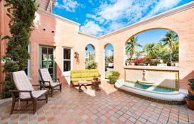 5 pièces maison de campagne 323 m² à Miami Beach, Etats-Unis. $2,349,000