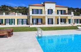 8 pièces villa 800 m² en Province d'Imperia, Italie. 5,000,000 €