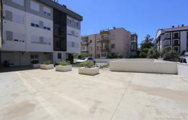 Appartement 2 Chambres Proche Commodités à Muratpasa Antalya. $175,000