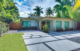 Maison de campagne – Miami Beach, Floride, Etats-Unis. $1,849,000