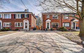 Maison mitoyenne – East York, Toronto, Ontario,  Canada. C$2,339,000