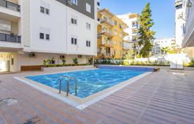 Immeubles Dans Un Résidence avec Piscine d'Antalya. $322,000