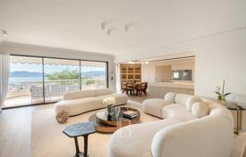 4 pièces appartement à Cannes, France. 2,490,000 €