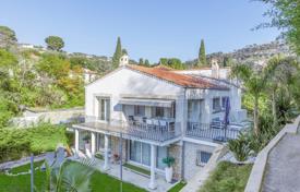 8 pièces villa à Cannes, France. 2,550,000 €