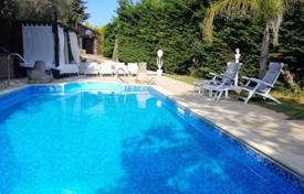 5 pièces villa 469 m² à Cruïlles, Espagne. 980,000 €